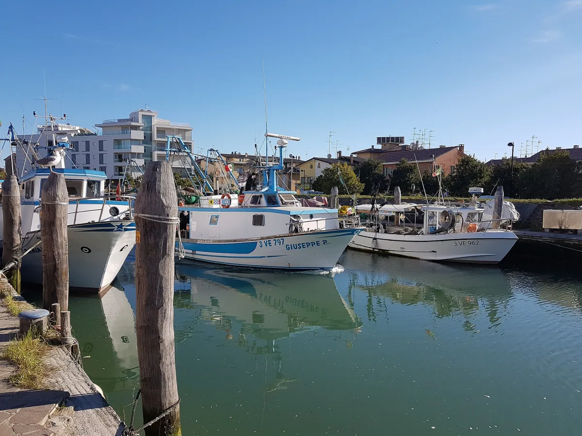 Esperienze autentiche a Caorle: vivere con i pescatori locali