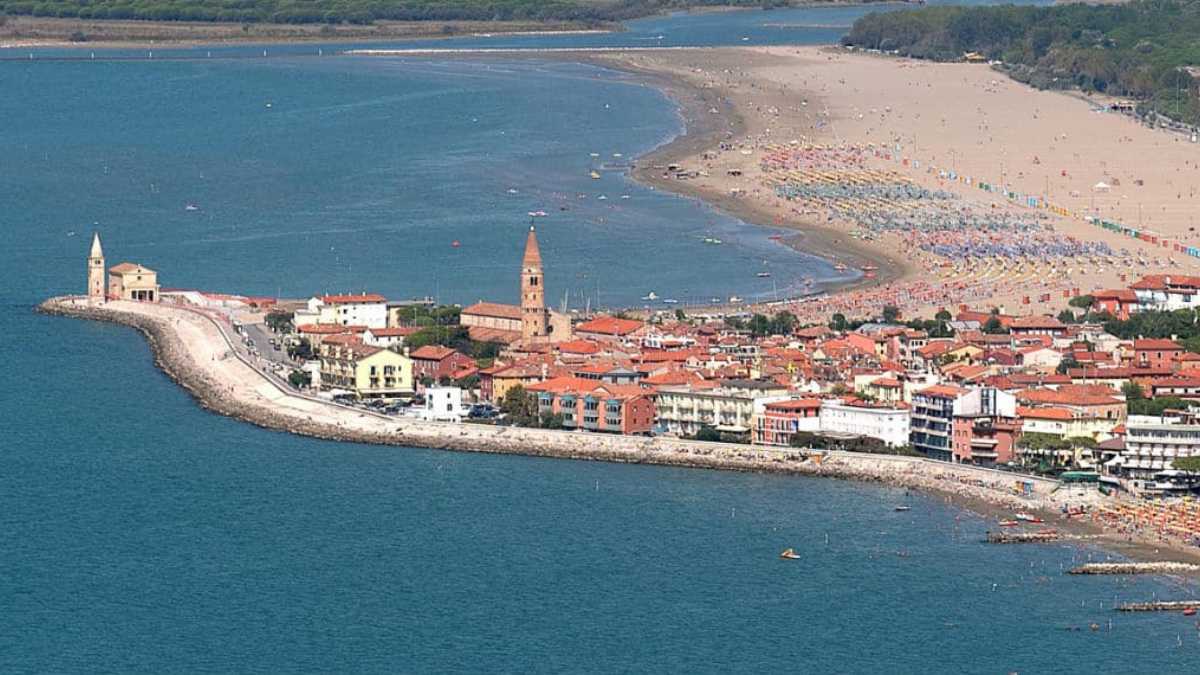 Caorle accessibile: guida alle spiagge e al centro storico per disabili
